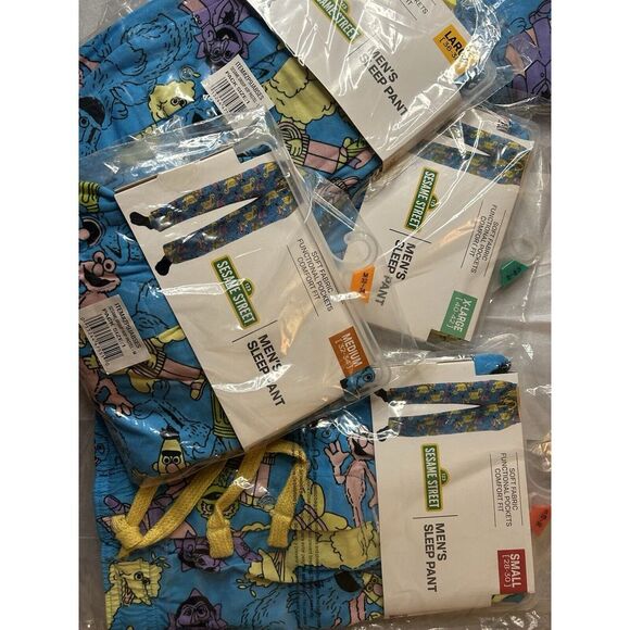 Sesame Street Pajama Bottoms Adult Unisex Sizes Lg &‎ small CHRISTMAS GIFTS - Picture 7 of 8
